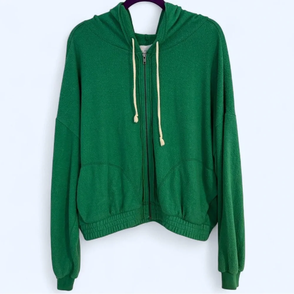 NWOT URBAN OUTFITTERS Green Women's Hoodie - Picture 1 of 3